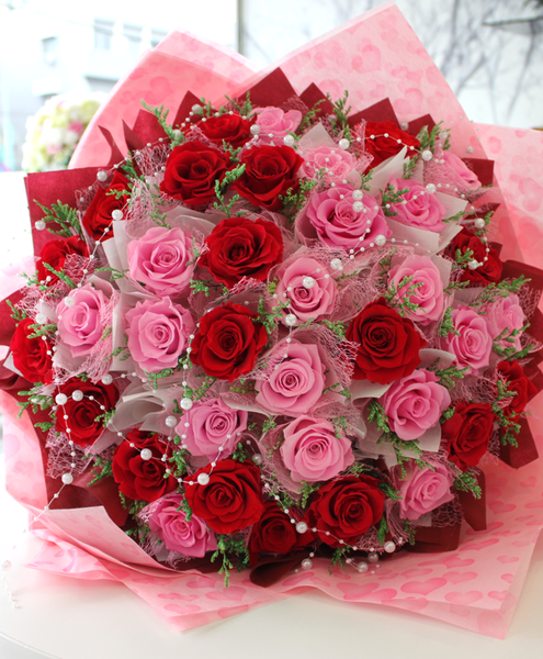 Olivia - 36 Roses Bouquet