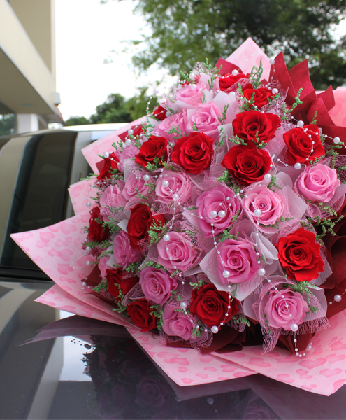 Olivia - 36 Roses Bouquet