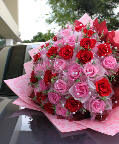 Olivia - 36 Roses Bouquet