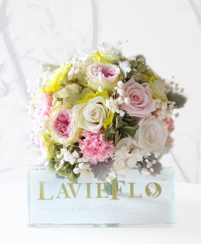 The Classic Twist Bridal Bouquet