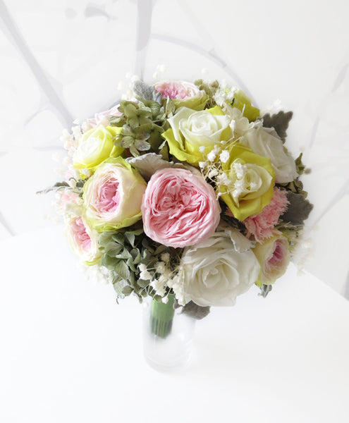 The Classic Twist Bridal Bouquet